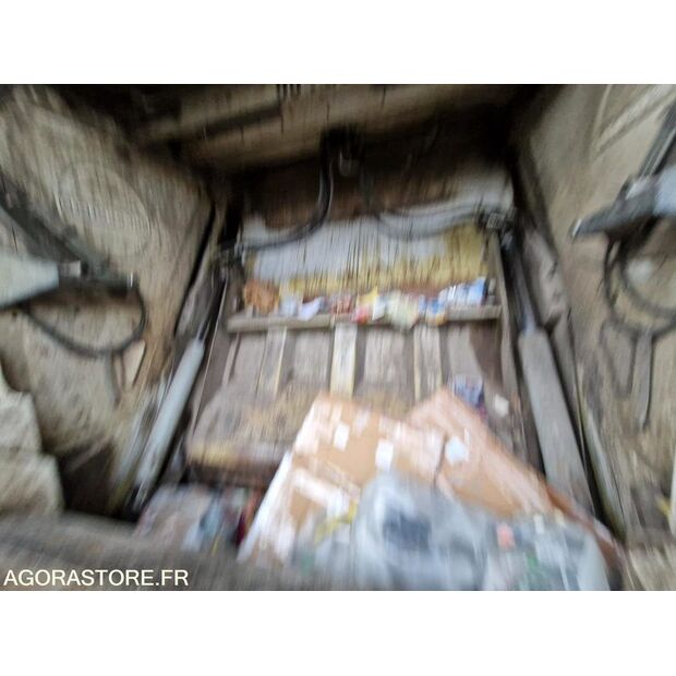 2018 Renault D WIDE-45149663