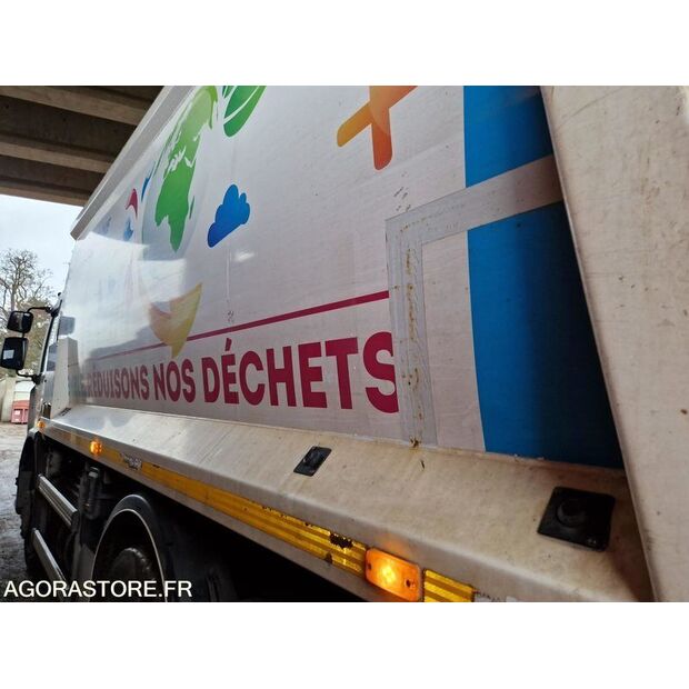 2018 Renault D WIDE-45149676