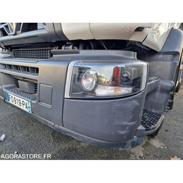 2018 رينو D WIDE-45149721