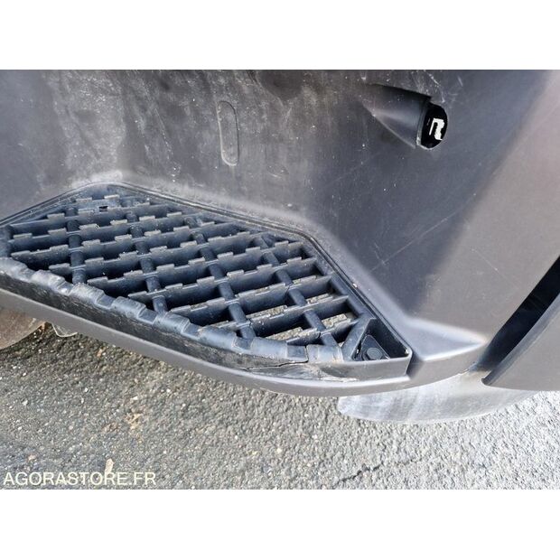 2018 رينو D WIDE-45149730