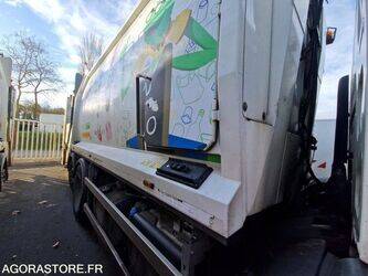 2018-renault-d-wide-1409646-45149734