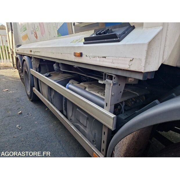 2018 رينو D WIDE-45149735