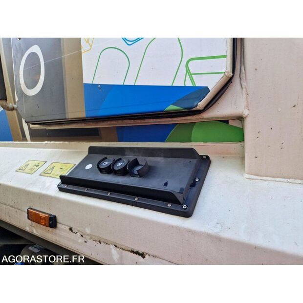 2018 رينو D WIDE-45149736