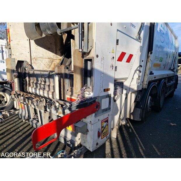 2018 رينو D WIDE-45149745