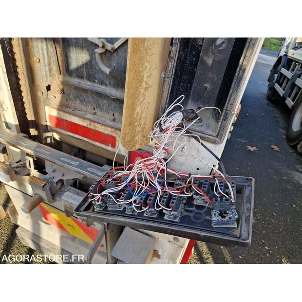 2018 رينو D WIDE-45149747