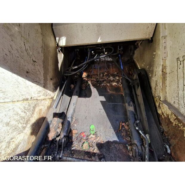 2018 رينو D WIDE-45149755