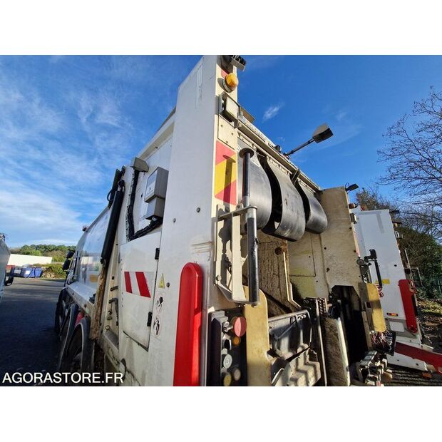 2018 رينو D WIDE-45149764