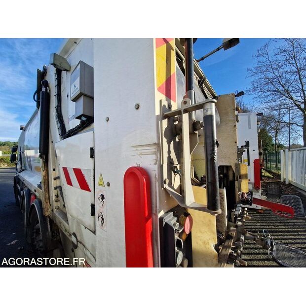 2018 رينو D WIDE-45149765