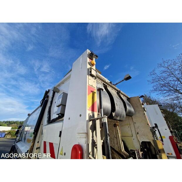 2018 رينو D WIDE-45149766