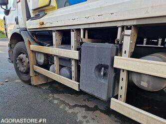 2018-renault-d-wide-1409646-45149777