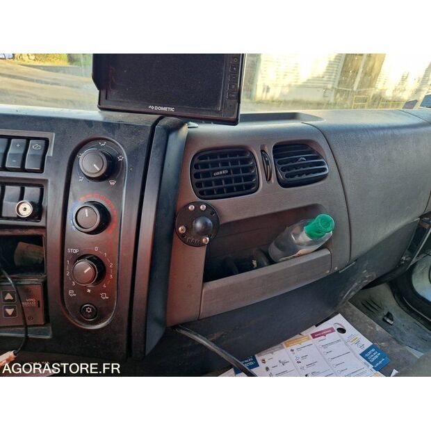 2018 رينو D WIDE-45149795