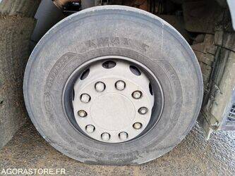 2018-renault-d-wide-1409652-45149906