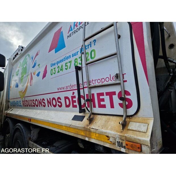 2018 رينو D WIDE-45149915