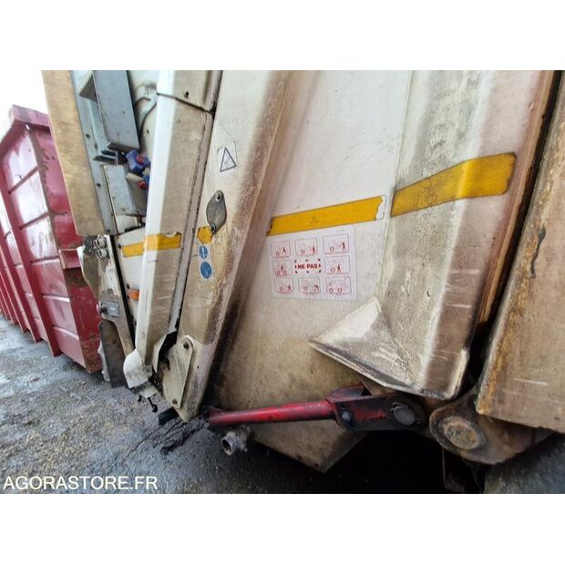 2018 رينو D WIDE-45149925