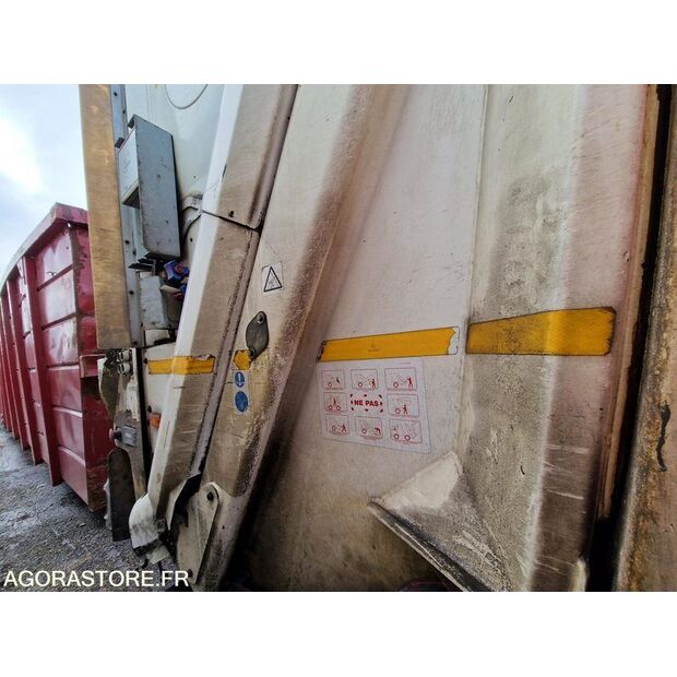 2018 رينو D WIDE-45149926