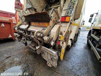 2018-renault-d-wide-1409652-45149930