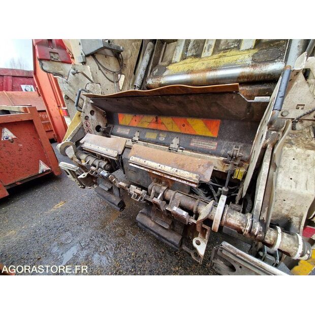 2018 رينو D WIDE-45149936