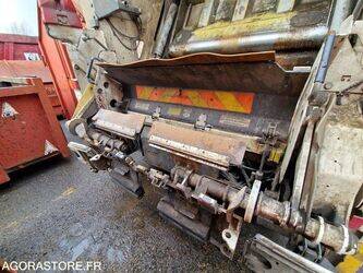 2018-renault-d-wide-1409652-45149936