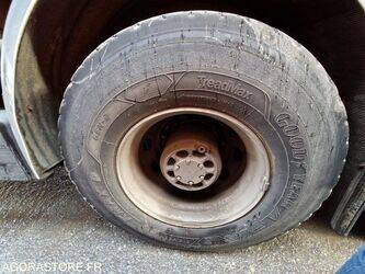 2018-renault-d-wide-1409652-45149944