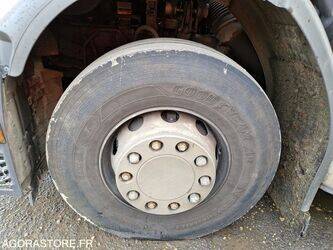 2018-renault-d-wide-1409652-45149951