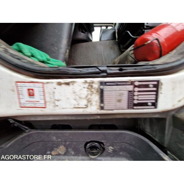 2018 رينو D WIDE-45149958