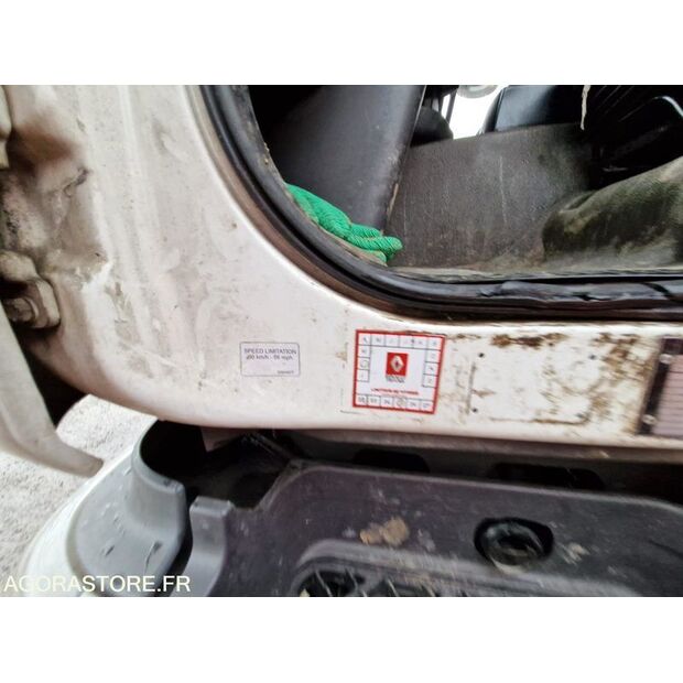 2018 رينو D WIDE-45149959