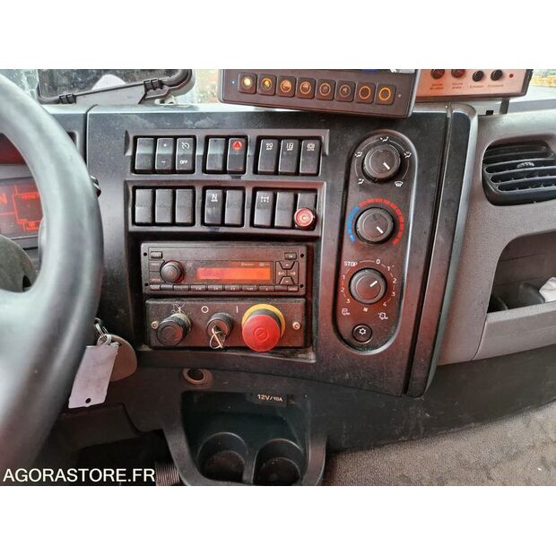 2018 رينو D WIDE-45149963