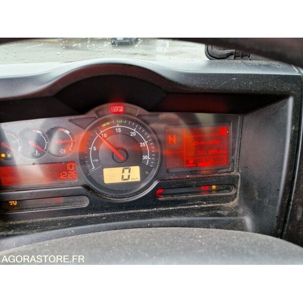 2018 رينو D WIDE-45149968