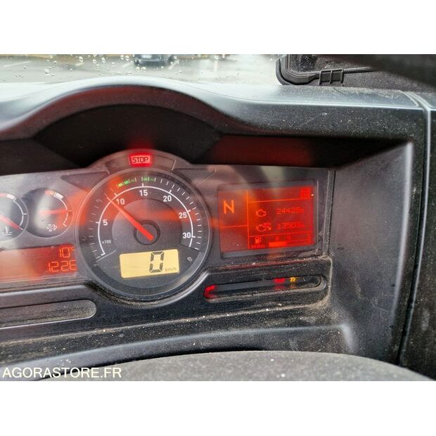 2018 رينو D WIDE-45149969