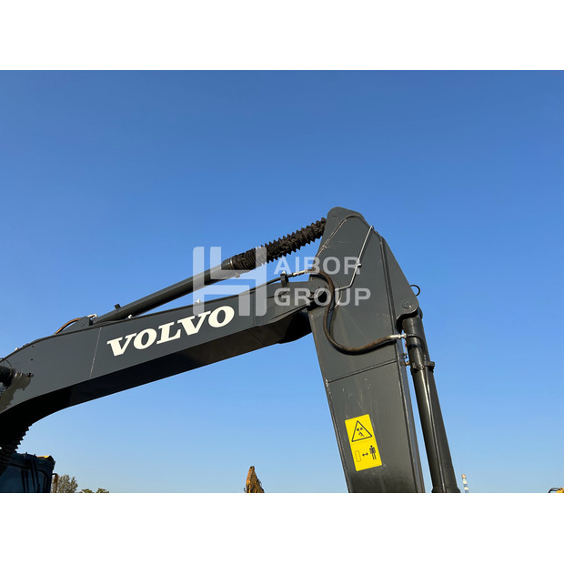 2023 Volvo EC210-45150086