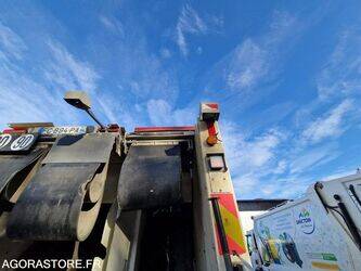 2018-renault-d-wide-1409659-45150128