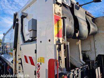 2018-renault-d-wide-1409659-45150139