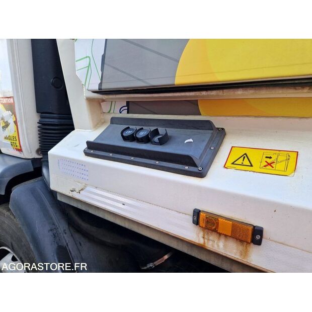 2018 Renault D WIDE-45150152