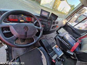 2018-renault-d-wide-1409659-45150161