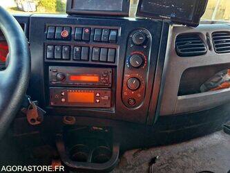 2018-renault-d-wide-1409659-45150163