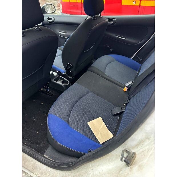 2012 Peugeot 206-45150202