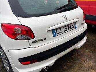 2012-peugeot-206-1409663-45150203