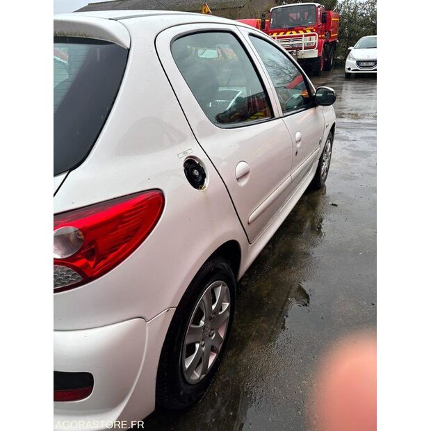 2012 Peugeot 206-45150204