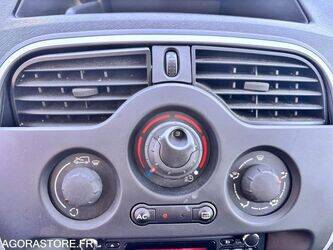 2014-renault-kangoo-1409667-45150290