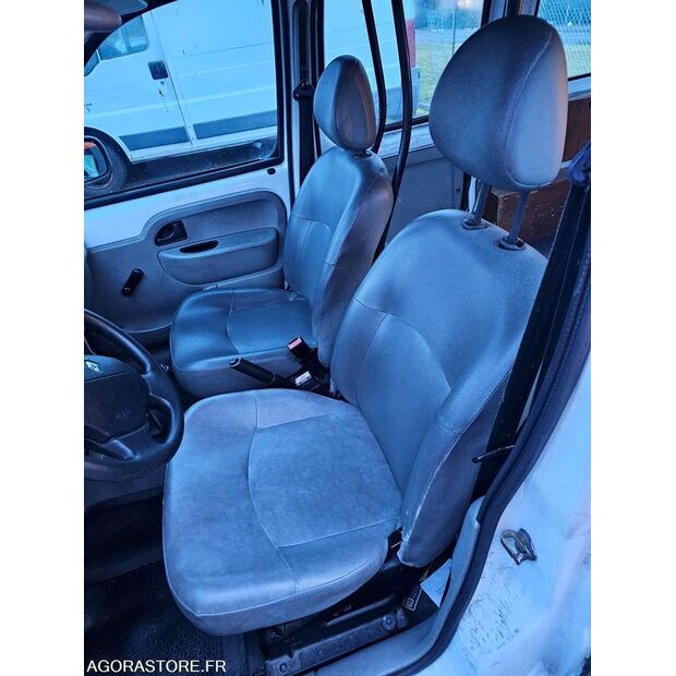 2004 Renault Kangoo-45150301