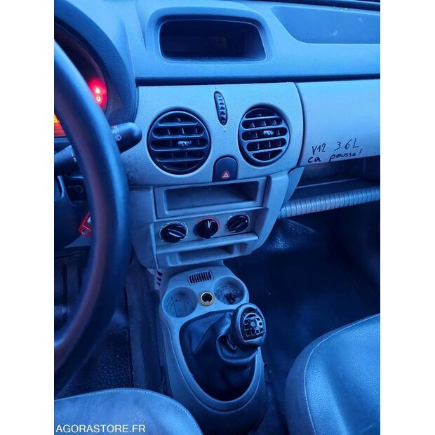 2004 Renault Kangoo-45150303