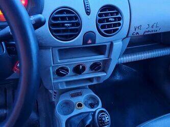 2004-renault-kangoo-1409668-45150303