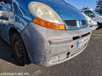 2005-renault-trafic-1409673-45150357