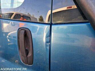 2005-renault-trafic-1409673-45150373