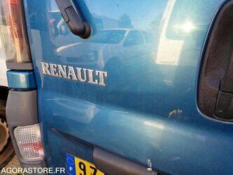 2005-renault-trafic-1409673-45150374