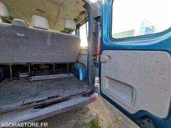 2005-renault-trafic-1409673-45150376