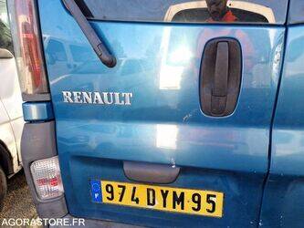 2005-renault-trafic-1409673-45150378