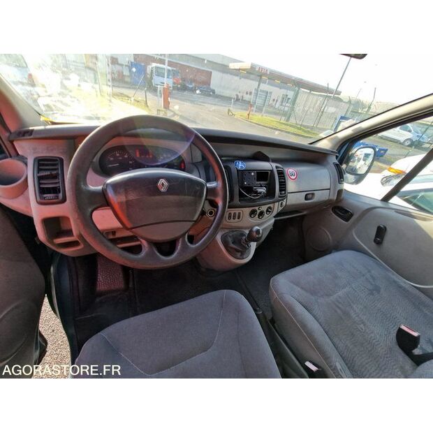 2005 Renault Trafic-45150391