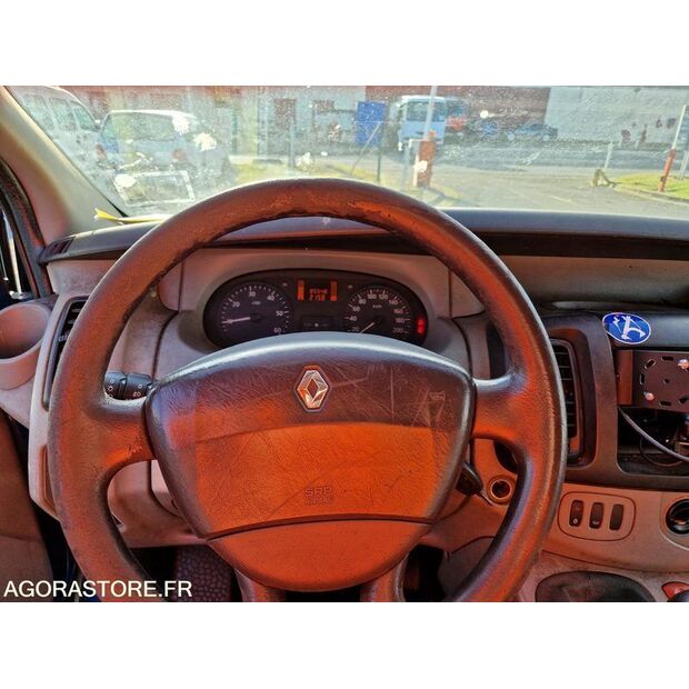 2005 Renault Trafic-45150397