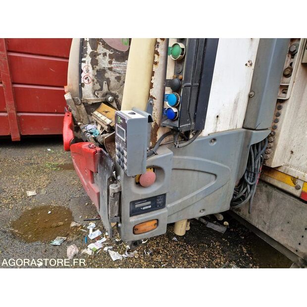 2018 Renault D WIDE-45150443